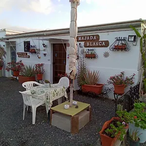 https://majada-blanca.in-canary-islands.com